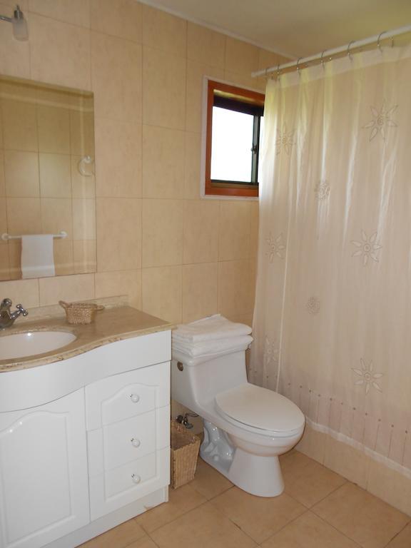 Punta Piedras Lodge & Marina Пуерто Монт Екстериор снимка